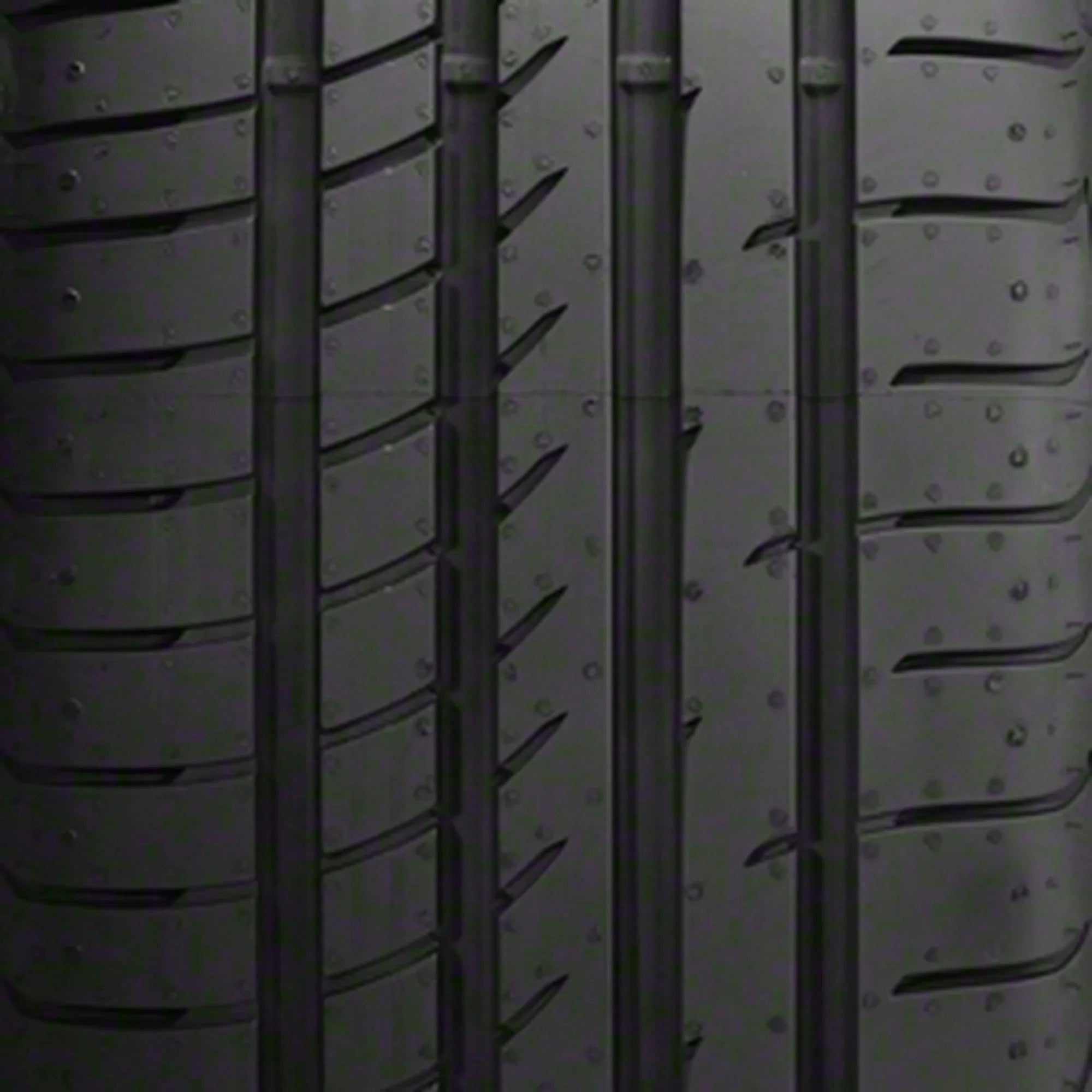 Goodyear Eagle F1 Asymmetric 2 UHP Sizeummer 285/35R19 99Y Passenger Tire