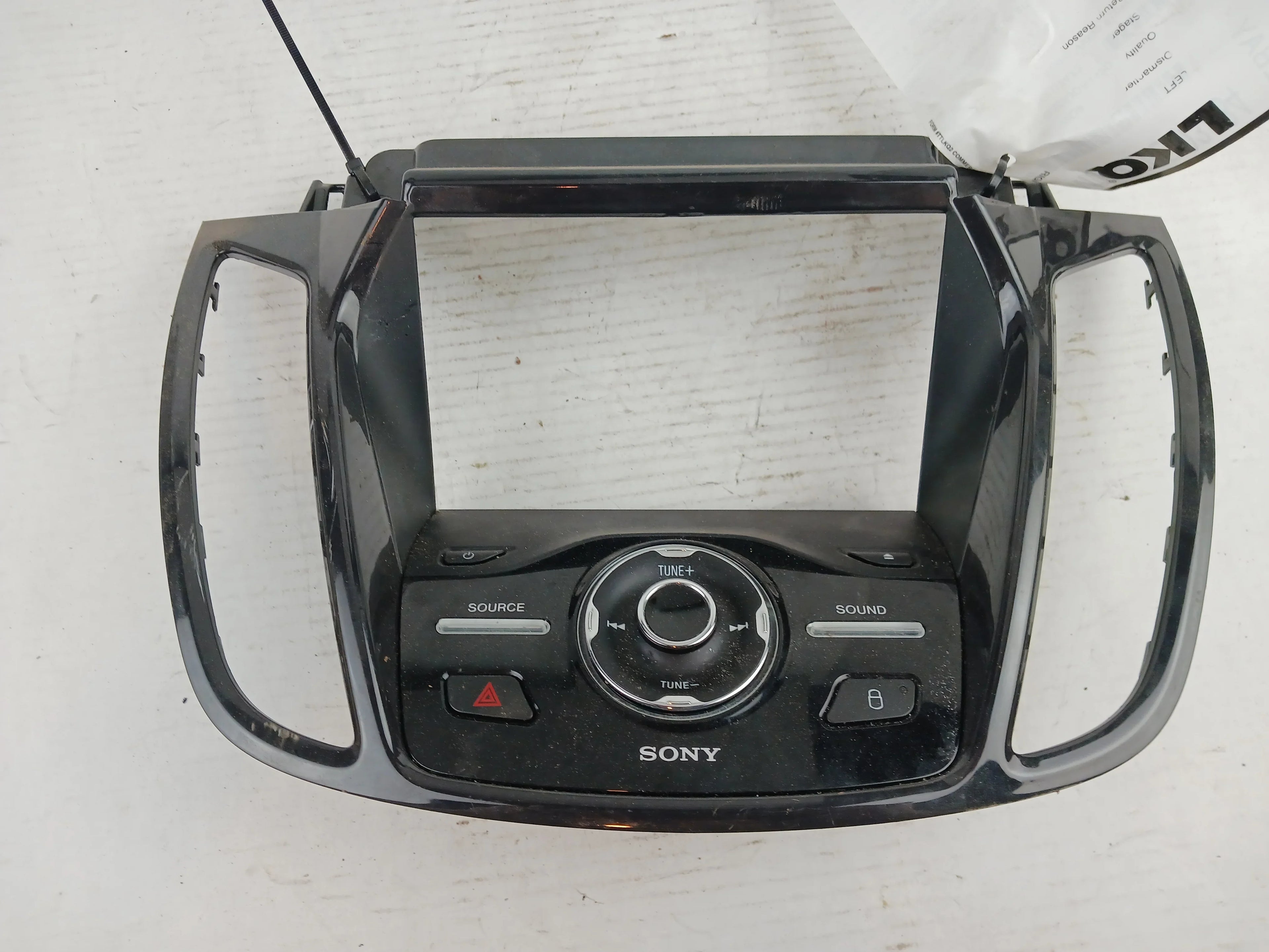 Pre-Owned 2013 Ford Escape Sizeony Radio Control Panel OEM (Good)