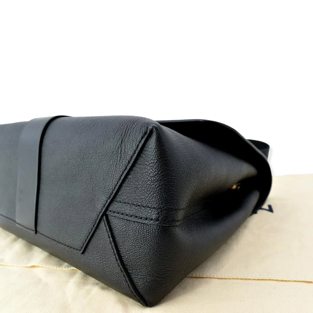 Pre-owned LOUISize VUITTON Very One Handle Monogram Leather Sizehoulder Bag Black