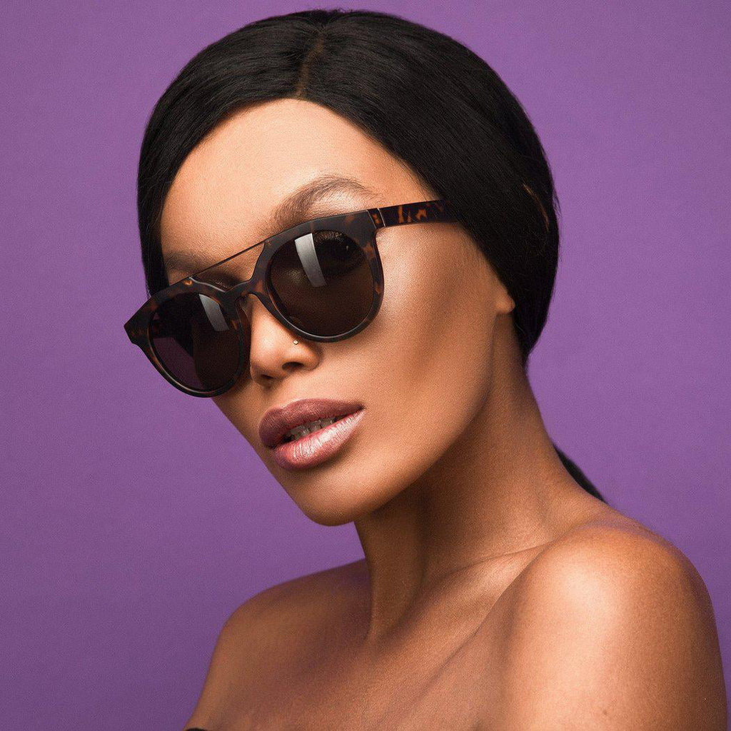 Collins Round Designer Fashion Womens Sizeunglasses by FREYRSize Eyewear