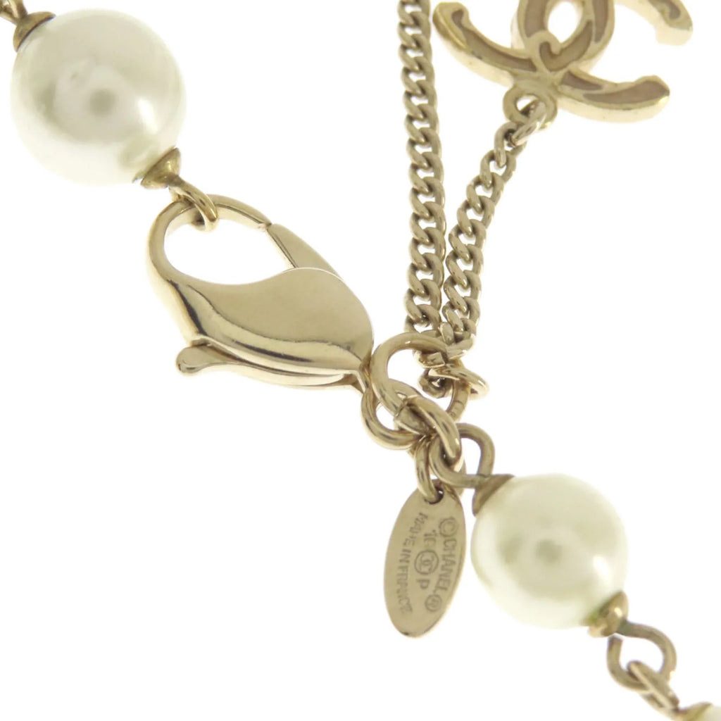 Pre-Owned CHANEL Coco Mark Faux Pearl Bracelet for Women (Good)