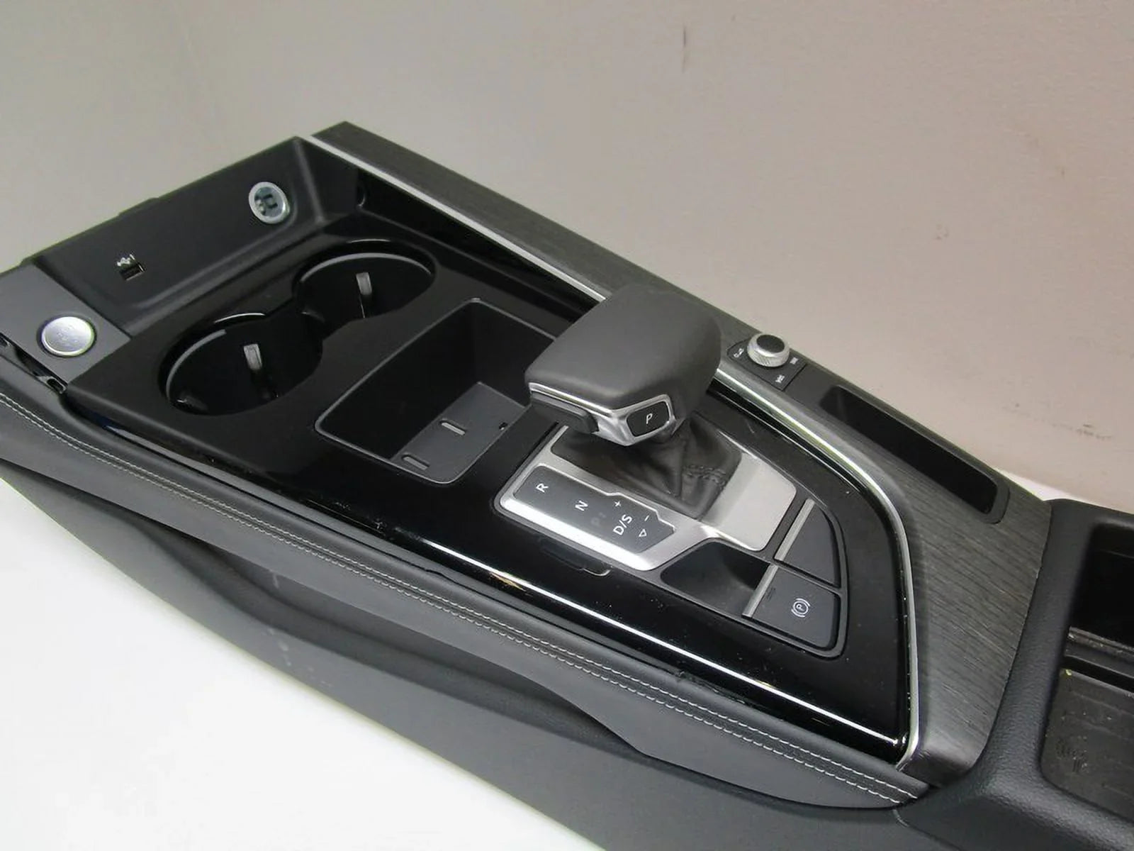 Pre-Owned 2021 Audi AllRoad Black Floor Center Console Assembly OEM (Good)