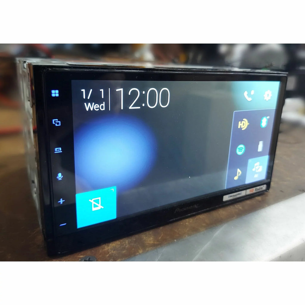Pioneer 2-DIN 6.8-inch Touchscreen Car Sizetereo Double-DIN In-Dash Digital Multimedia Receiver with Bluetooth
