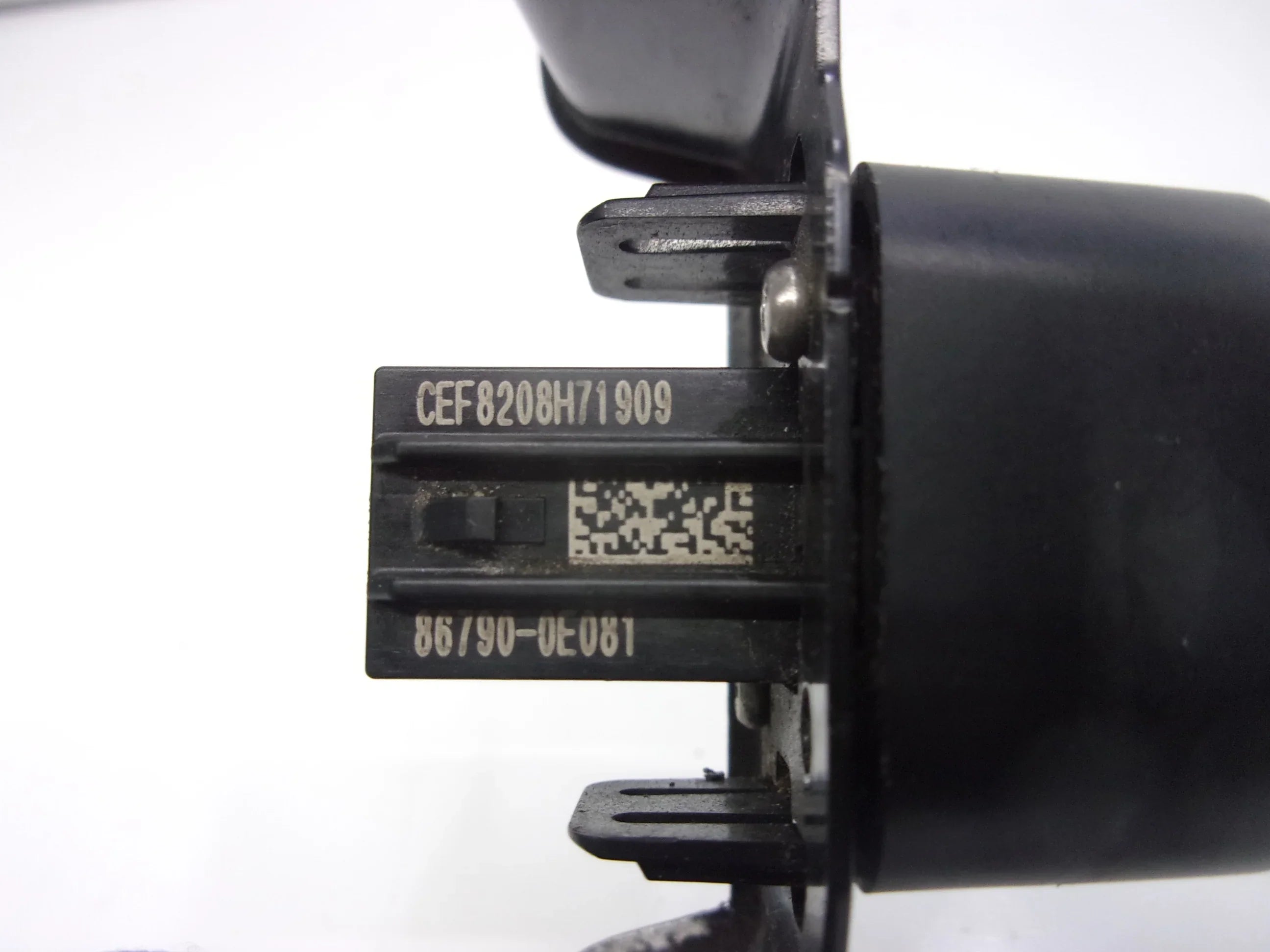 Pre-Owned 2017-2022 Toyota Highlander Grille Mtd Sizeurround Front View Camera 867900E081 OEM (Good)